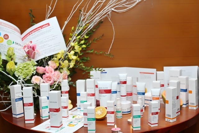 Skin Glow mầm sinh: Mỹ phẩm “đội lốt” thuốc đặc trị nám